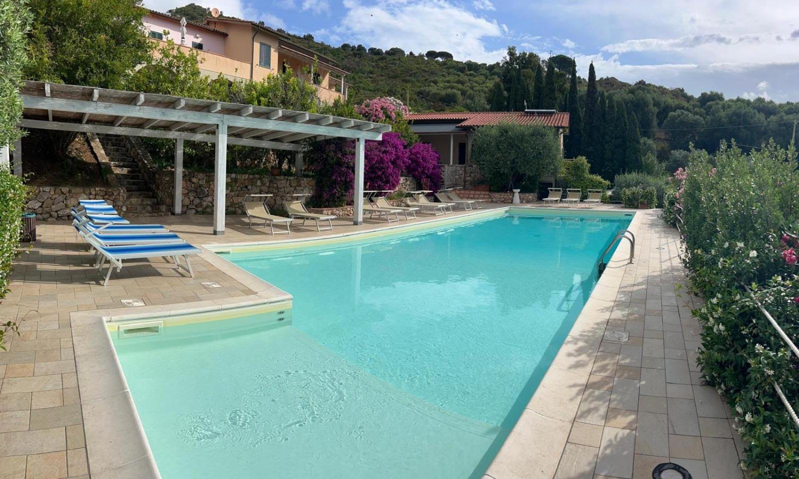 مارينا دي كامبو Residence Le Solane المظهر الخارجي الصورة